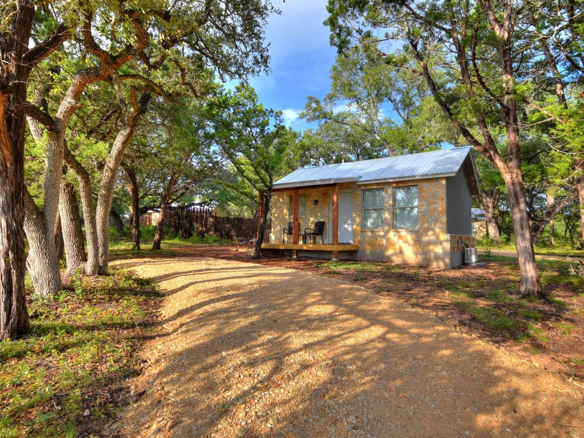 Cabins At Flite Acres - Morning Dove Wimberley Exteriér fotografie